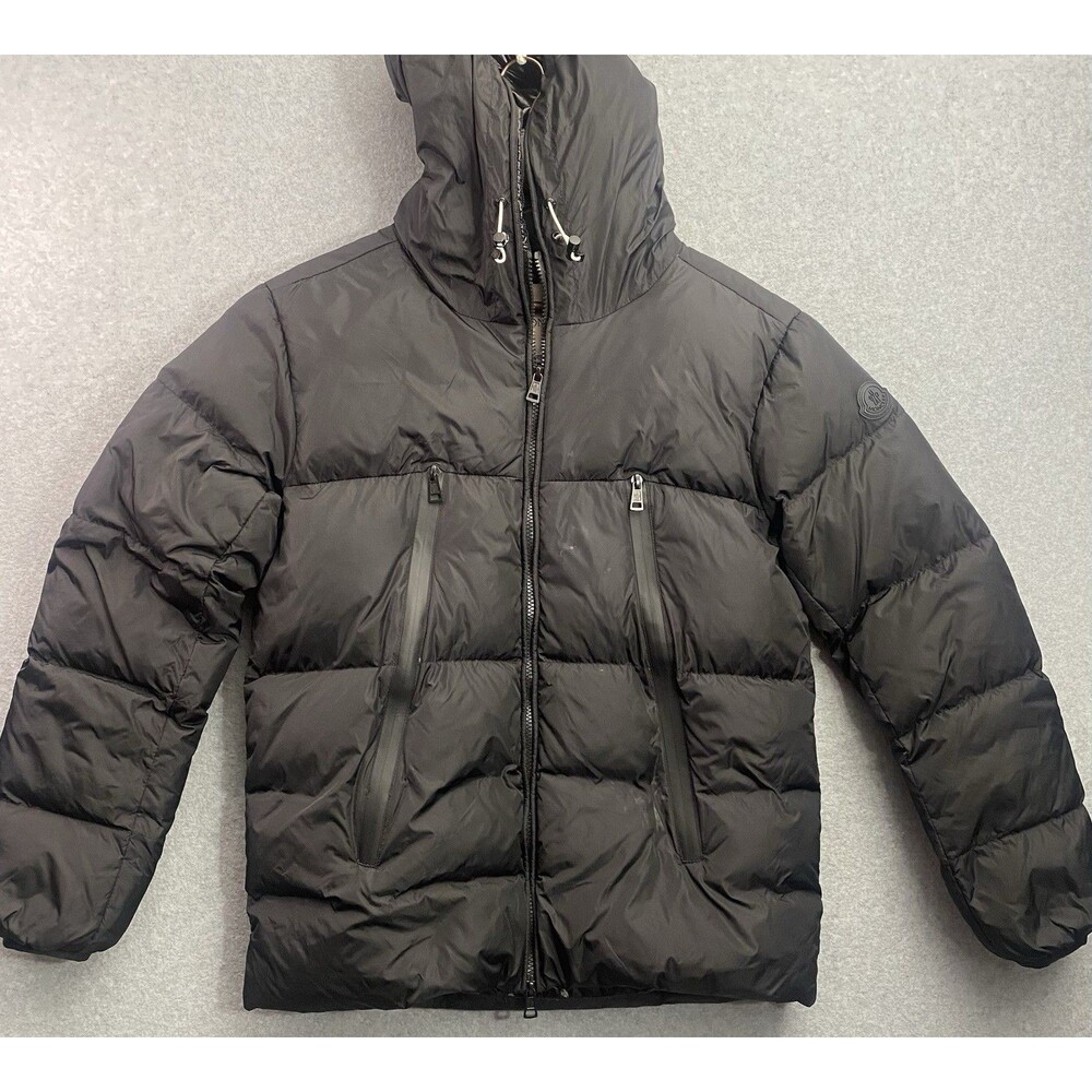 Moncler Blais Jacket Men’s 2 M Black Down Puffer Hooded Coat Winter F20911B54410 - Picture 2 of 16